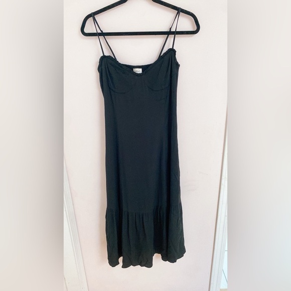 Aritzia Wilfred Broadway Dress in Black - Picture 4 of 10